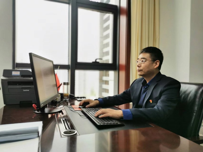 202305041683161212859060.jpg 靳高明工作照.jpg